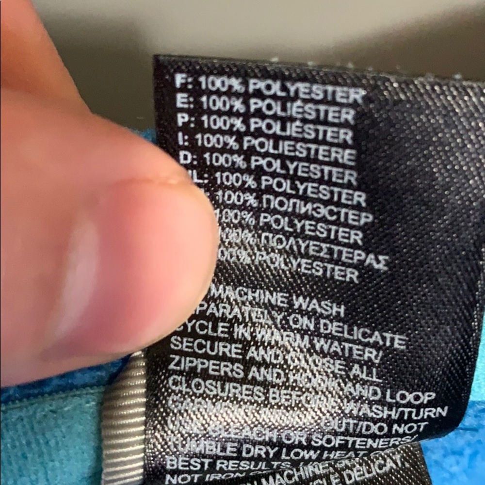 North Face fleece hoodie 100% polyester! - Picture 5 of 5